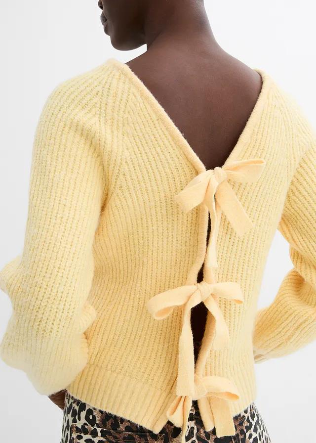 SWETER ROZPINANY Z KOKARDKAMI