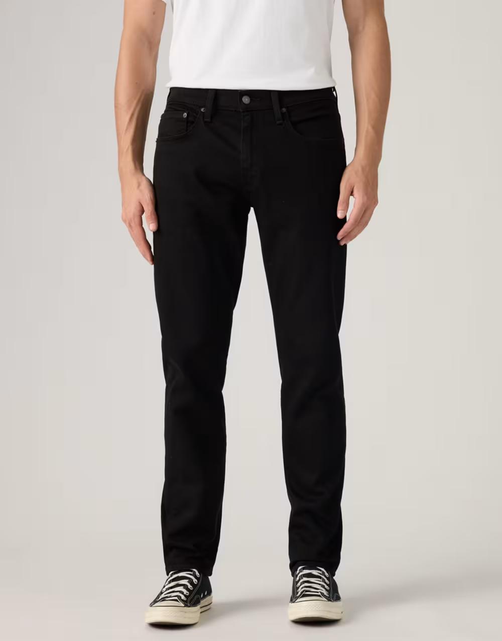 czarne spodnie jeans kieszenie