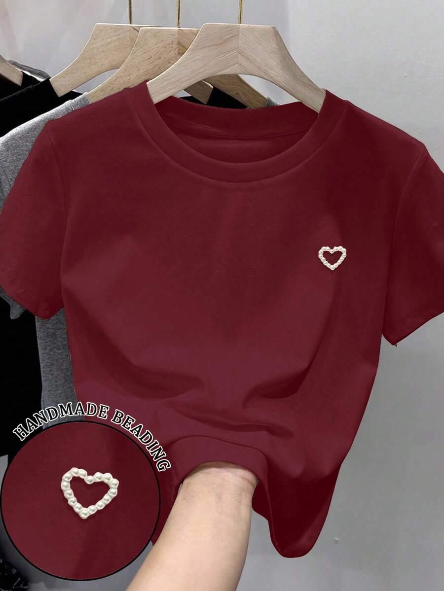 czerwony t-shirt zdobienie