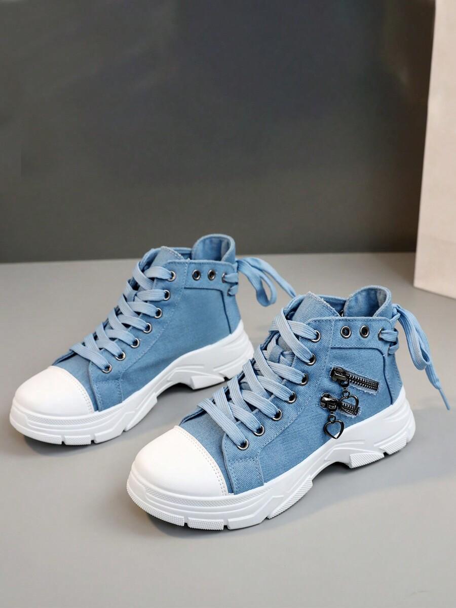 SZNUROWANE TRAMPKI JEANS
