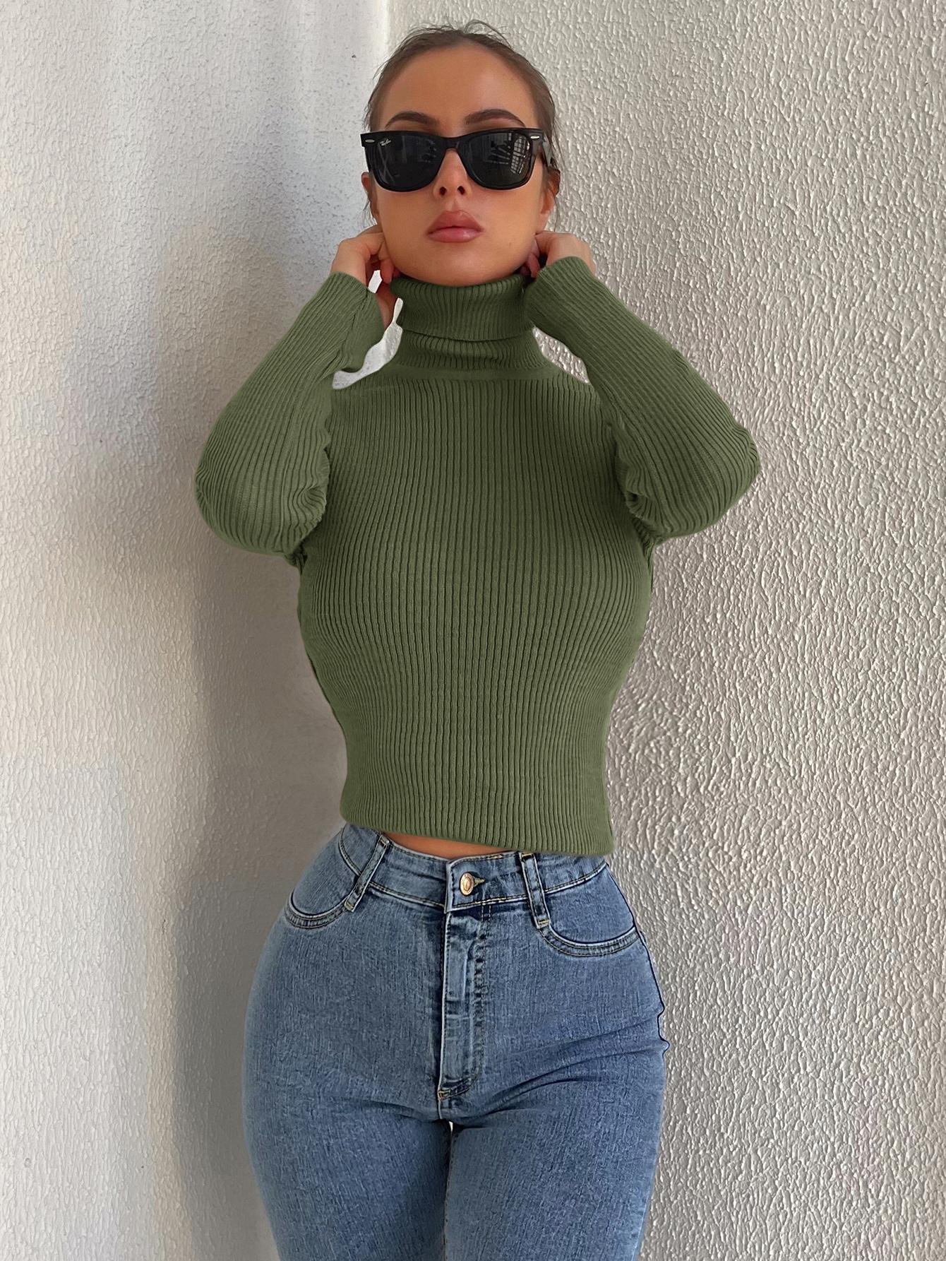 DOPASOWANY SWETER Z GOLFEM