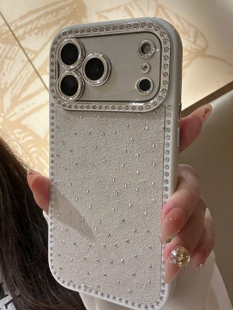 BIAŁE ETUI NA TELEFON IPHONE 16 PRO