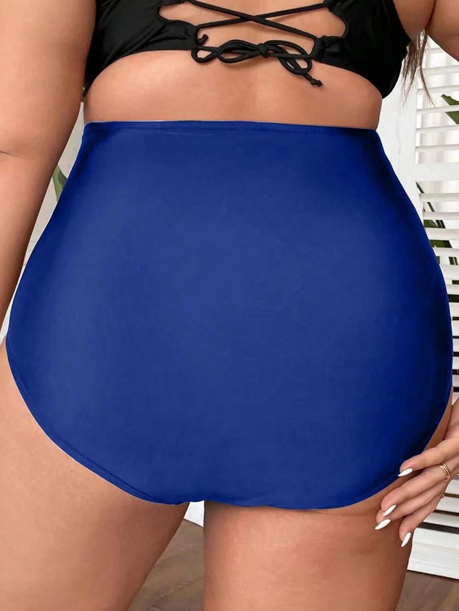 niebieski dół od bikini