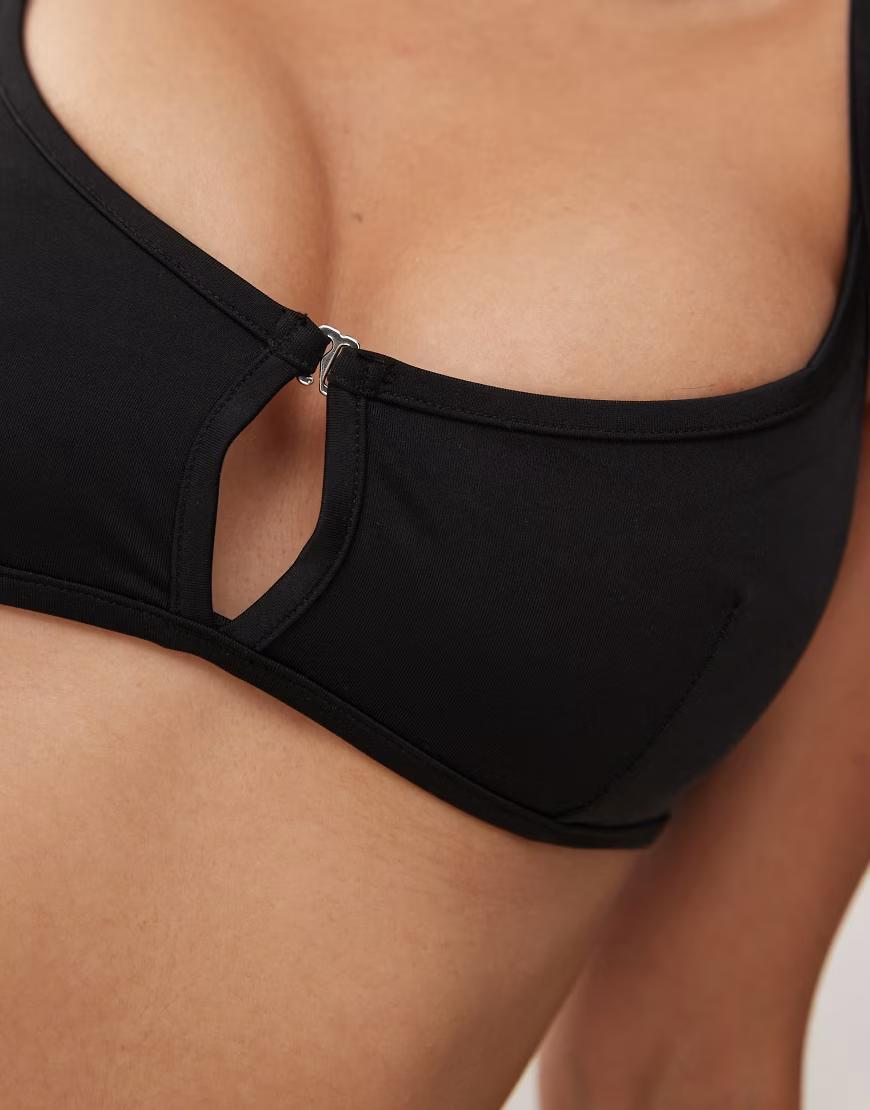 CZARNA GÓRA OD BIKINI