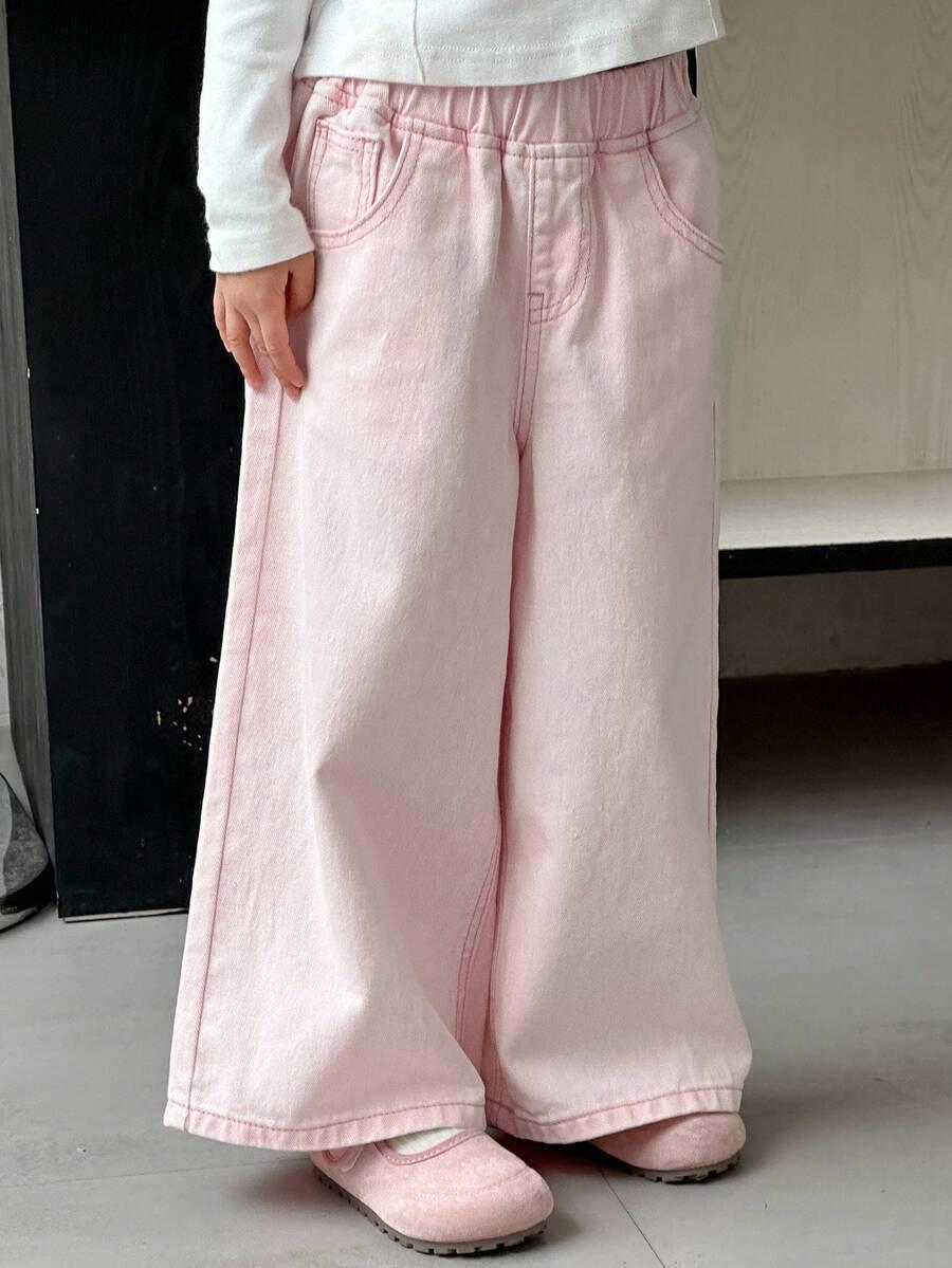 różowe spodnie jeans