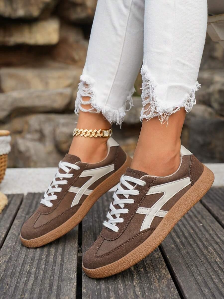 BRĄZOWE SZNUROWANE BUTY SPORTOWE 