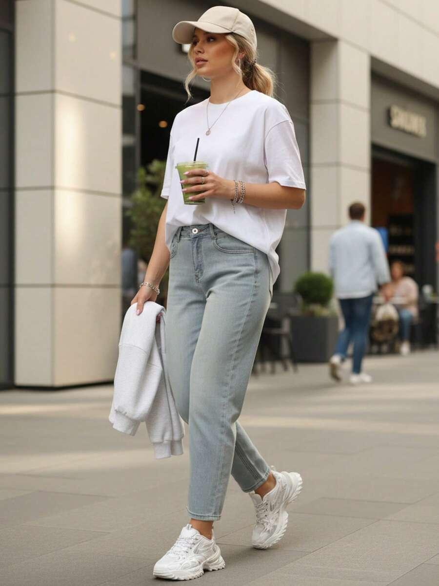 niebieskie spodnie jeans