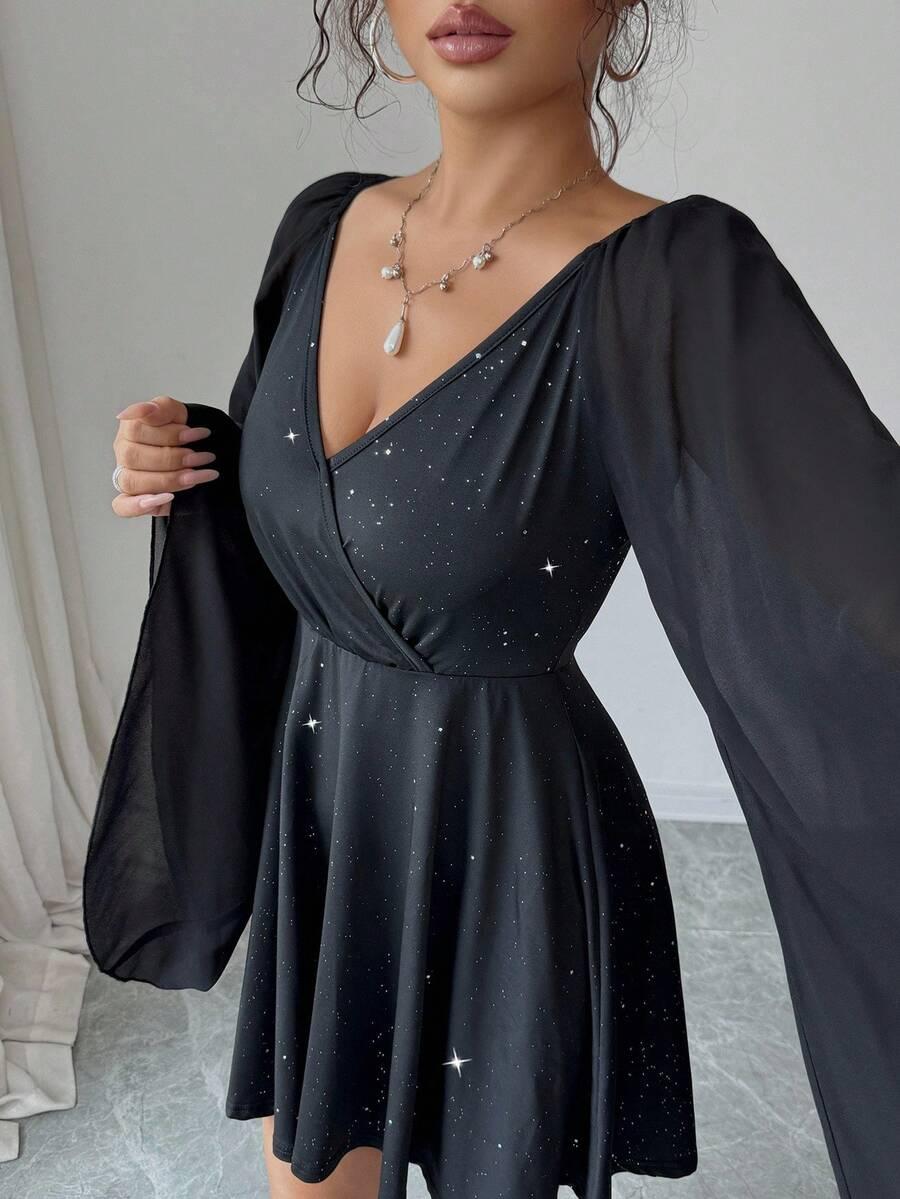 CZARNA MINI SUKIENKA