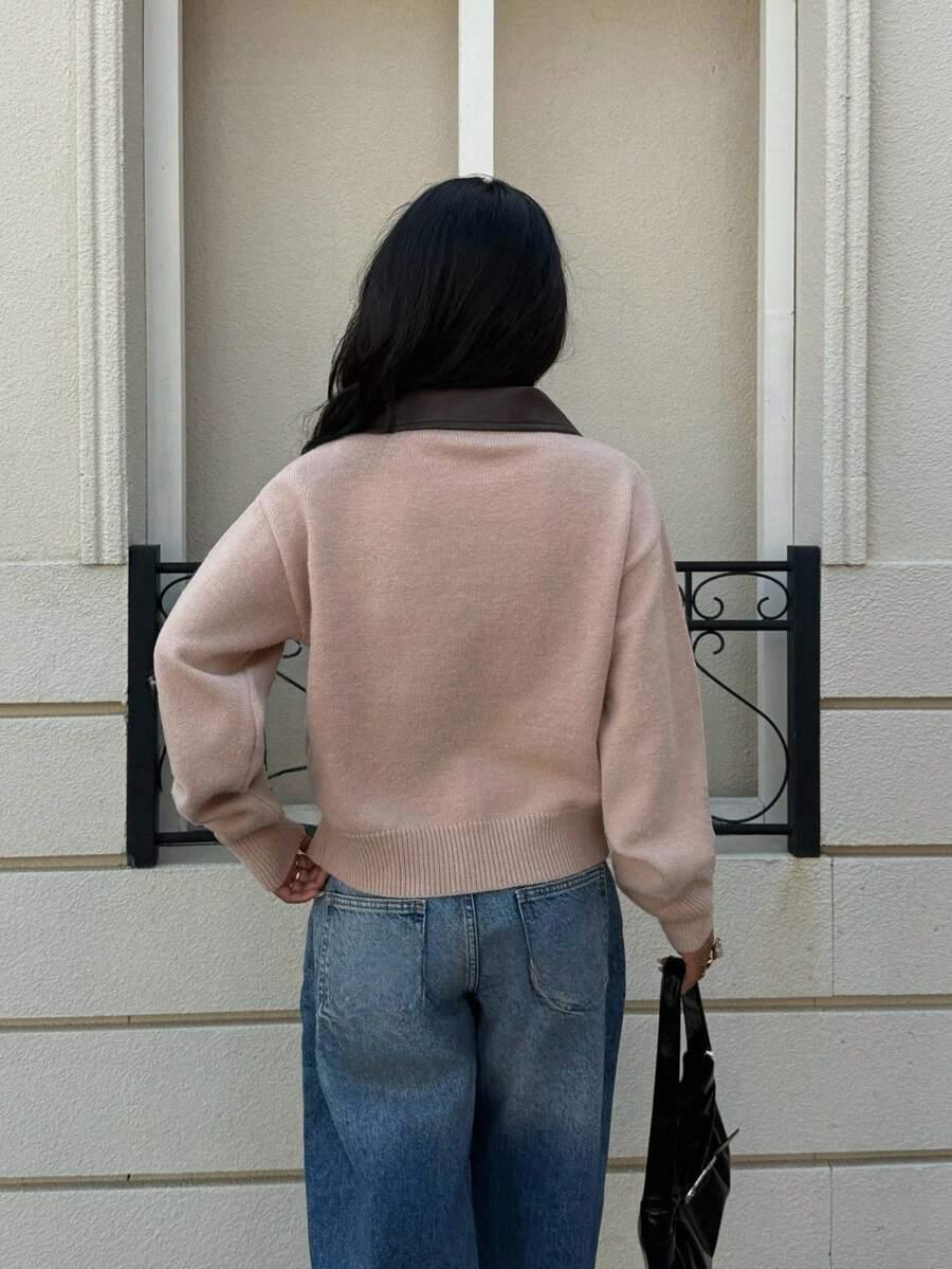 BEŻOWY SWETER ZAMEK