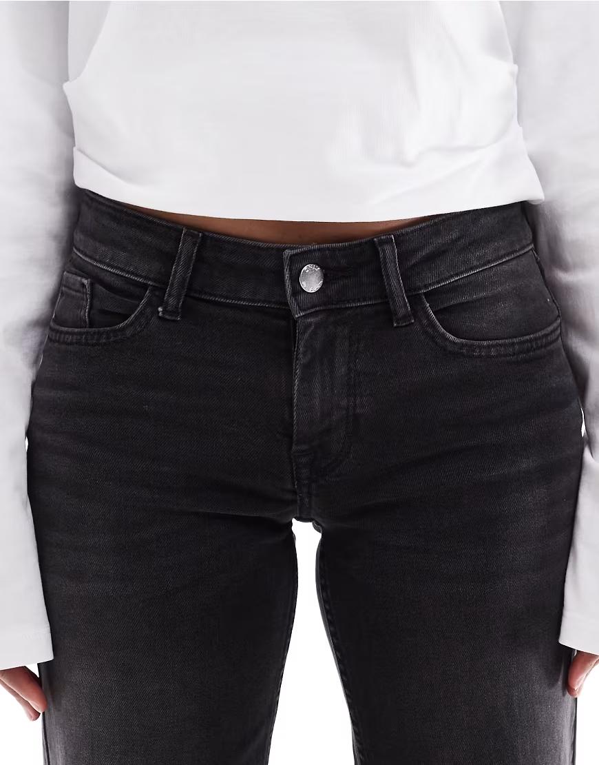 CZARNE SPODNIE JEANS 