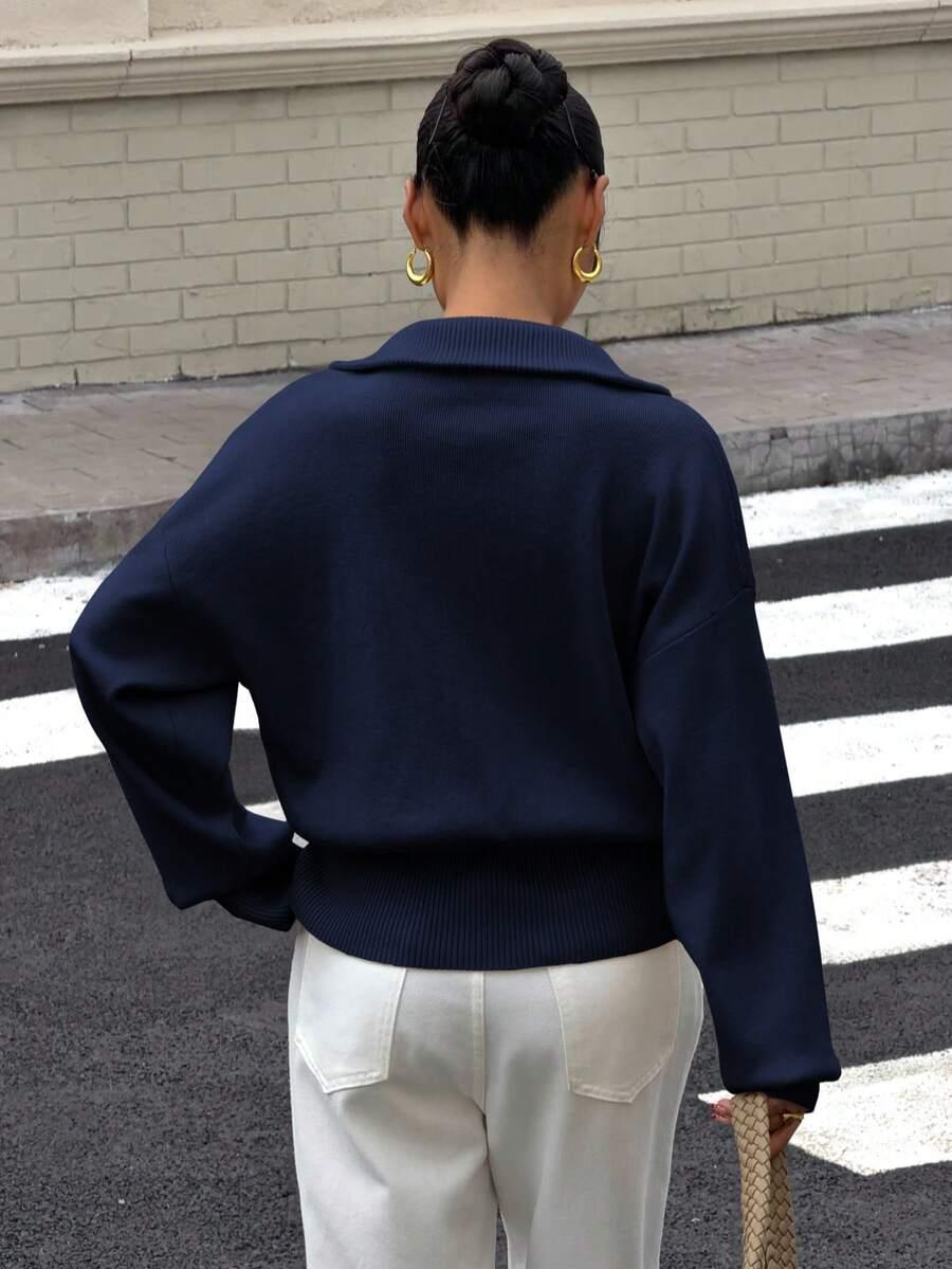 granatowy sweter zamek 