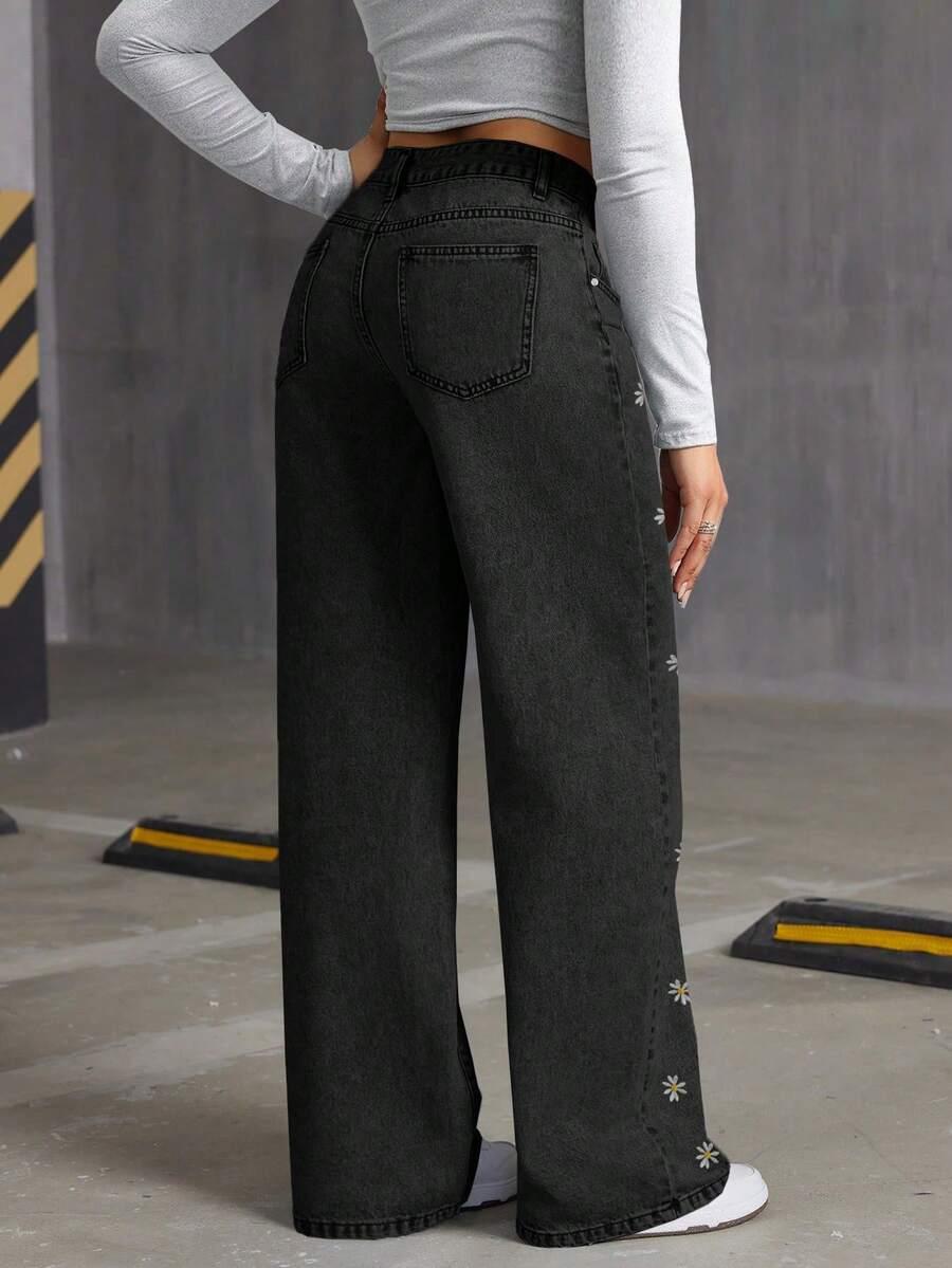 czarne spodnie jeans