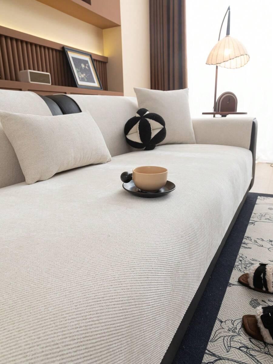 POKROWIEC NA SOFĘ