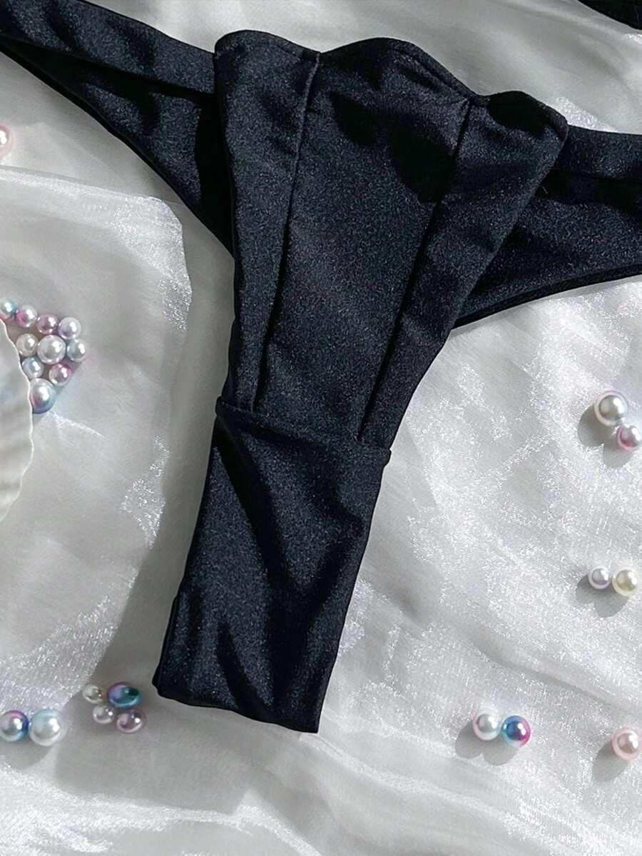czarny dół od bikini 