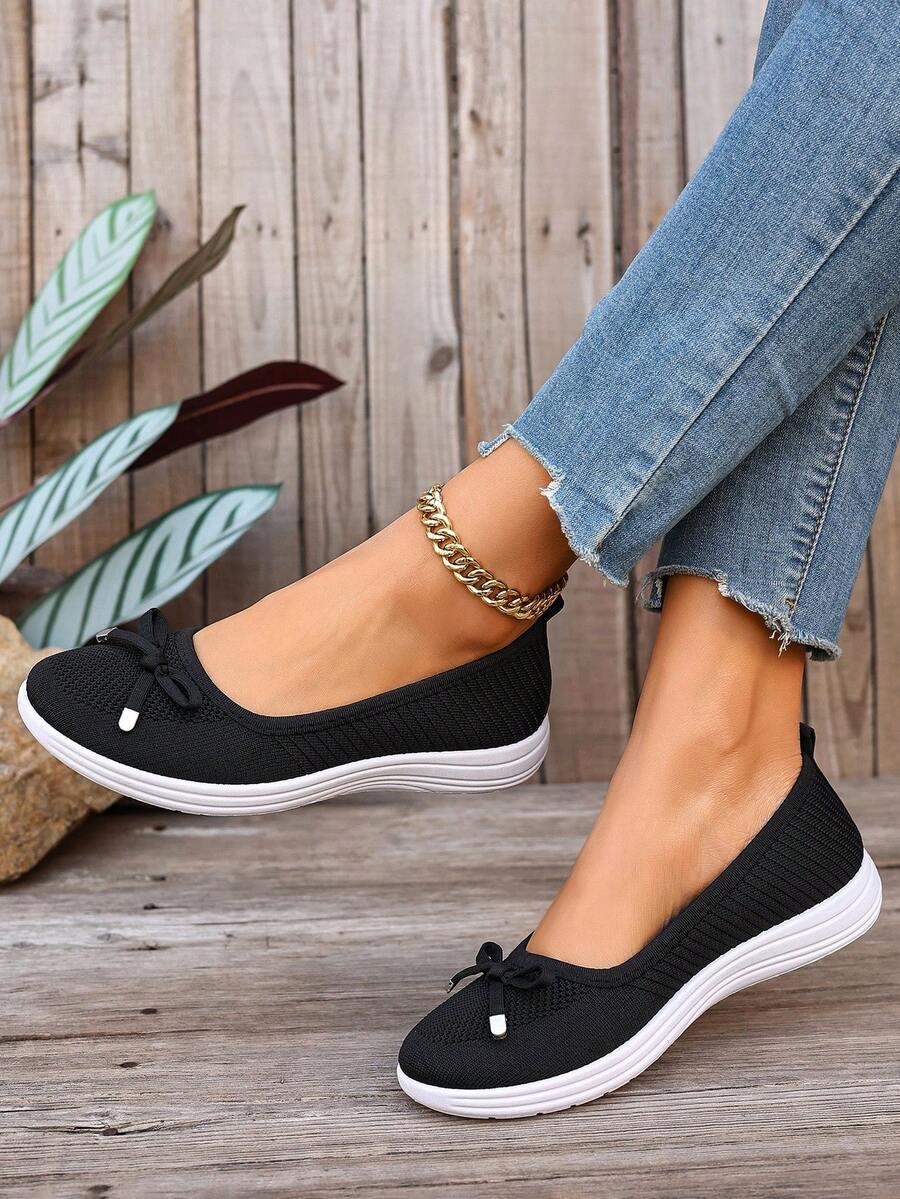 czarne buty sportowe