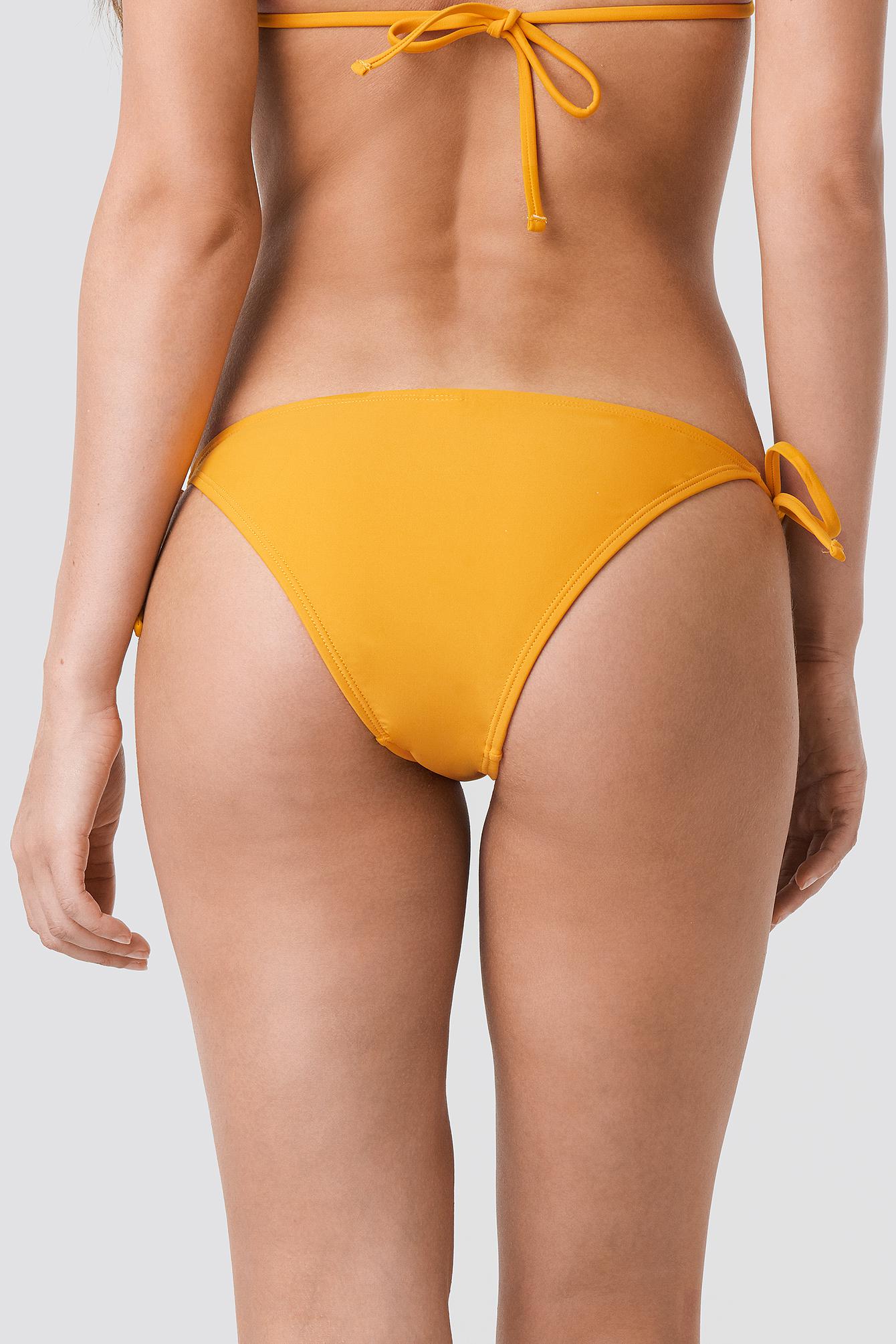 wiązany pomarańczowy dół bikini