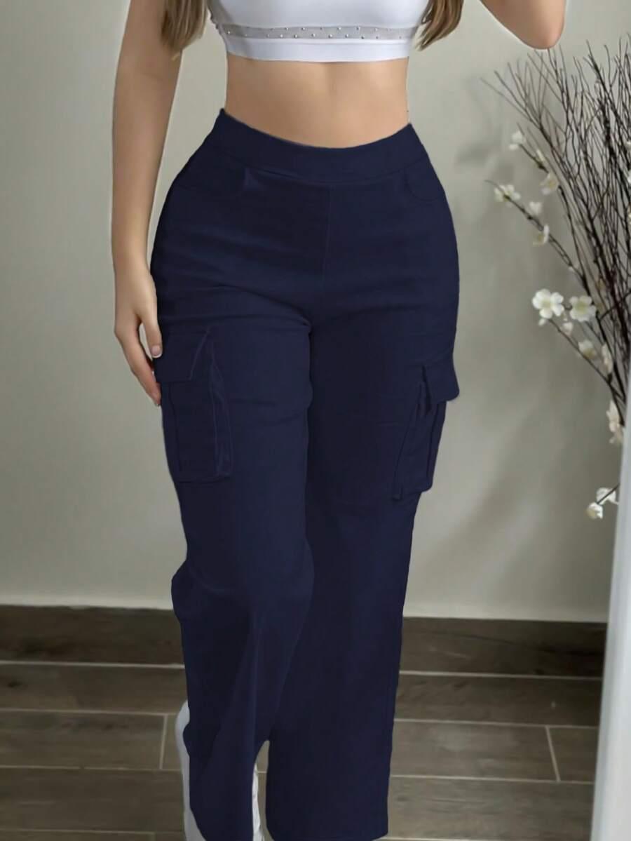 granatowe spodnie casual