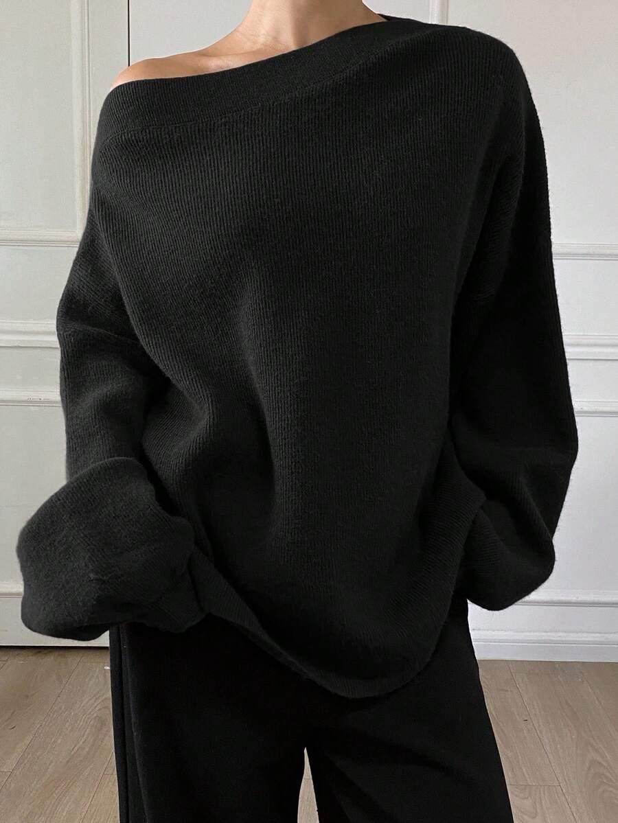 czarny klasyczny sweter