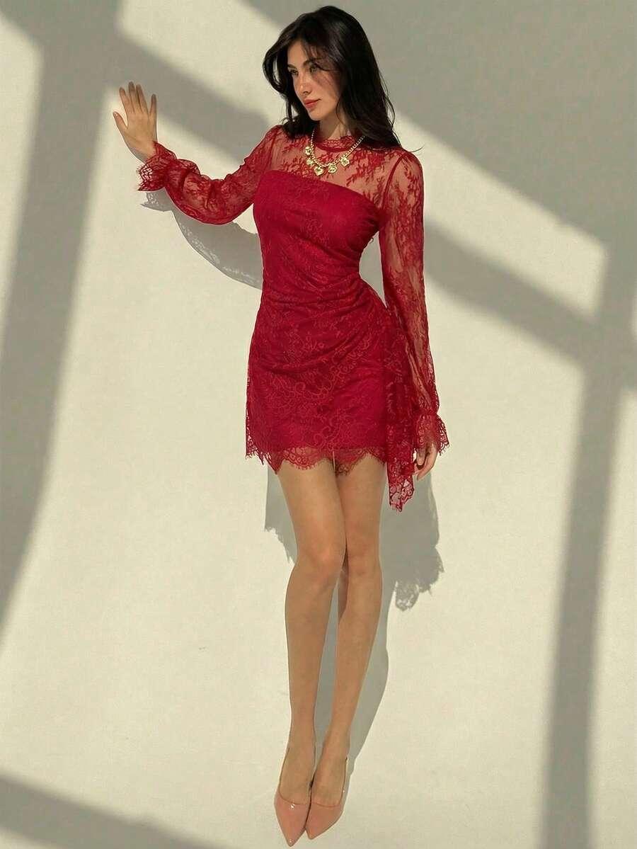 czerwona mini sukienka