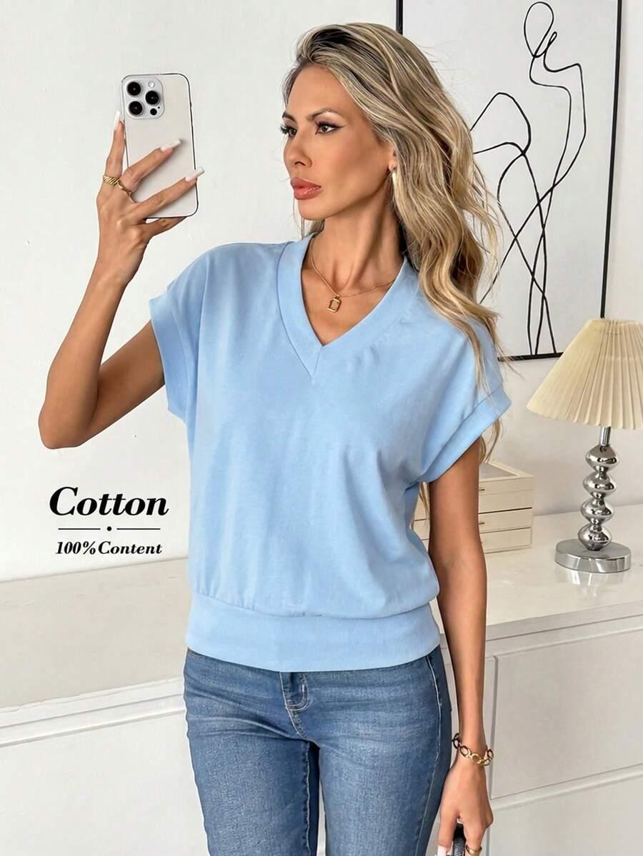 niebieska bluzka v-neck