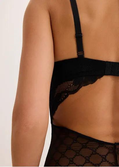 BODY Z DELIKATNEJ KORONKI