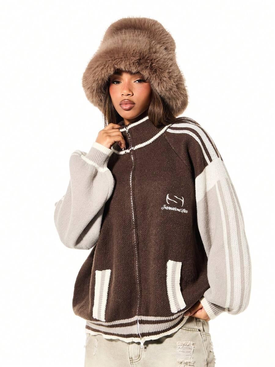dzianinowy sweter oversize wzór