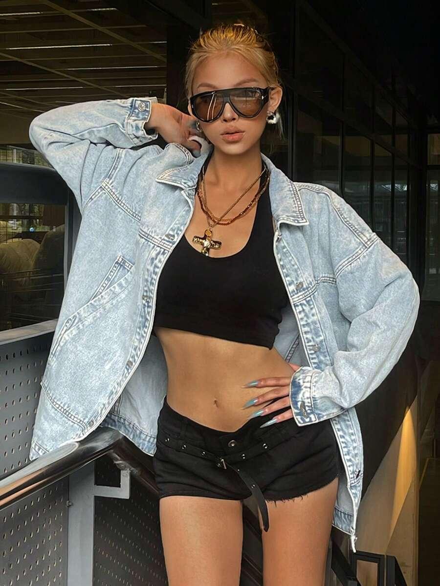 niebieska kurtka jeans