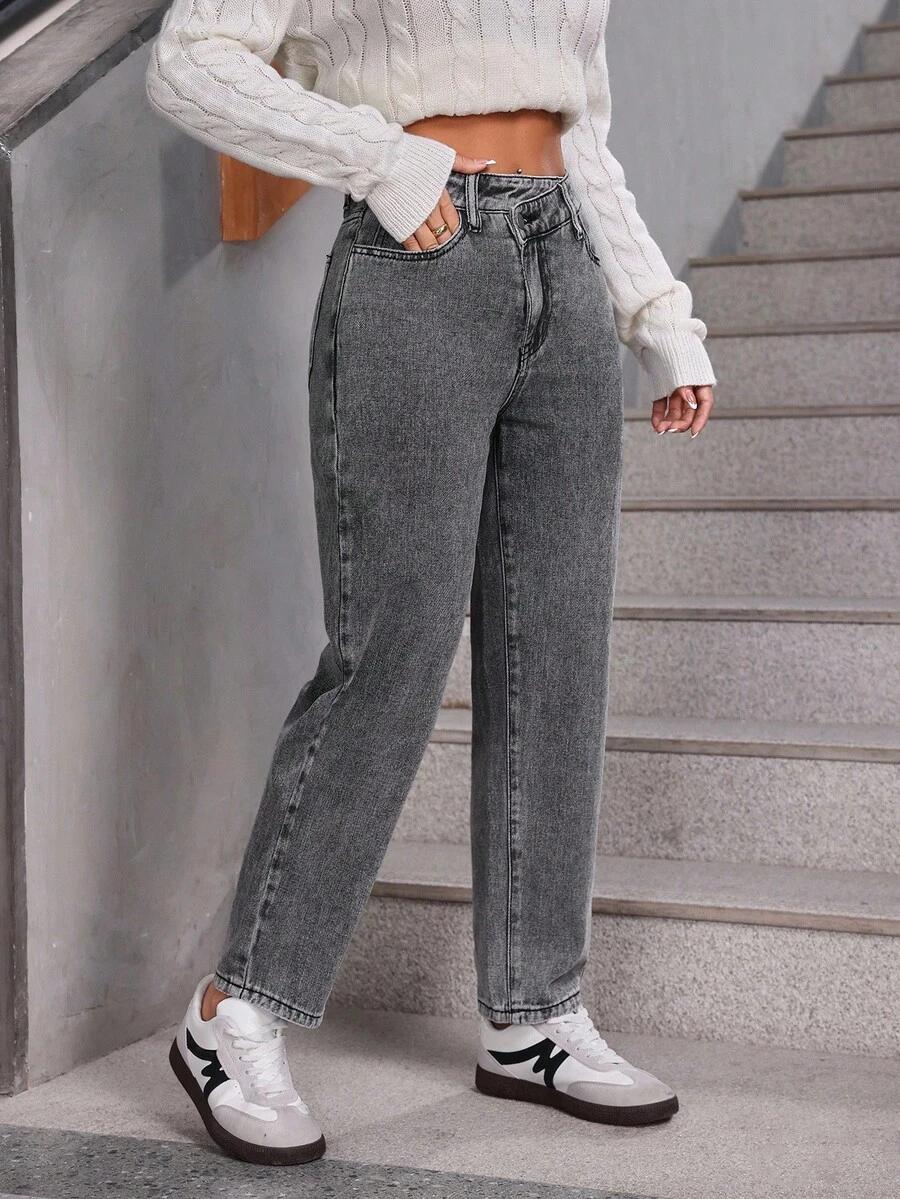szare spodnie jeans