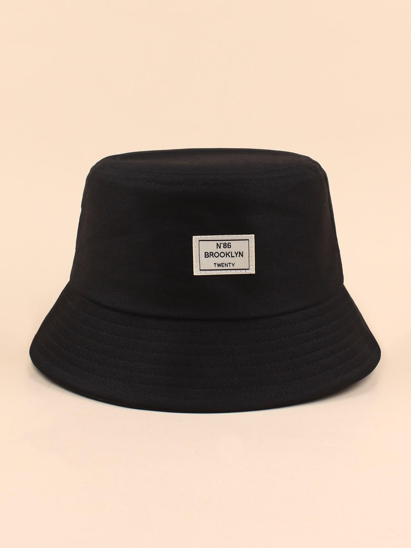 czarny bucket napis