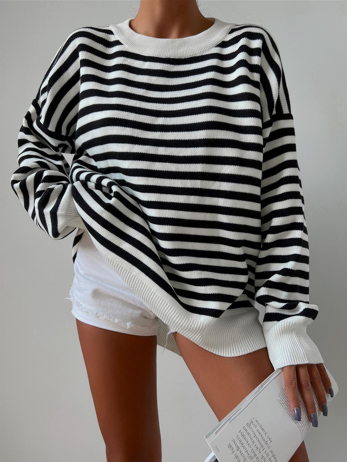 SWETER WZÓR PASKI 