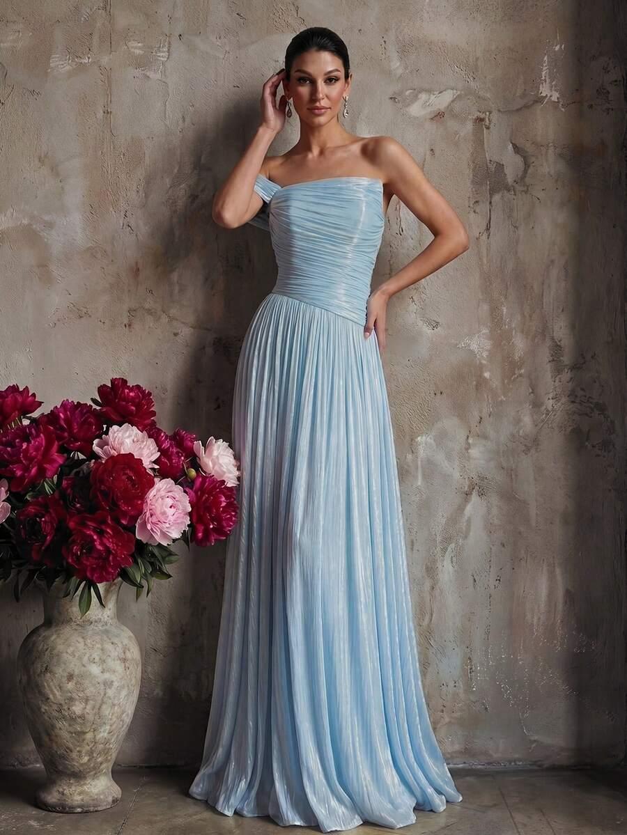 niebieska maxi sukienka