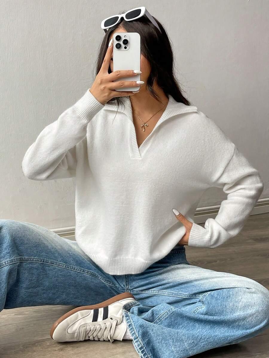 BIAŁY SWETER V-NECK