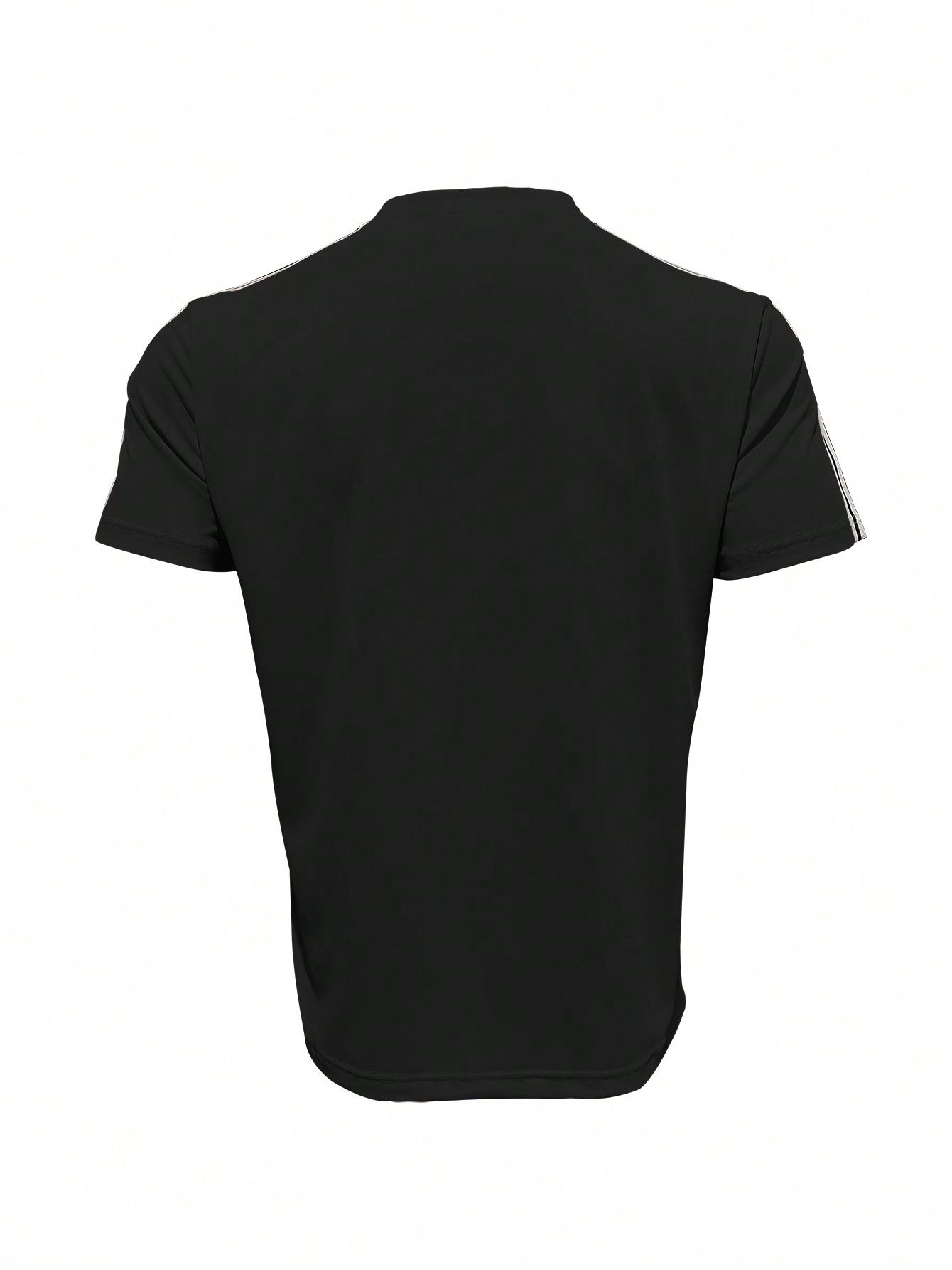 czarny dwuczęściowy komplet spodnie t-shirt