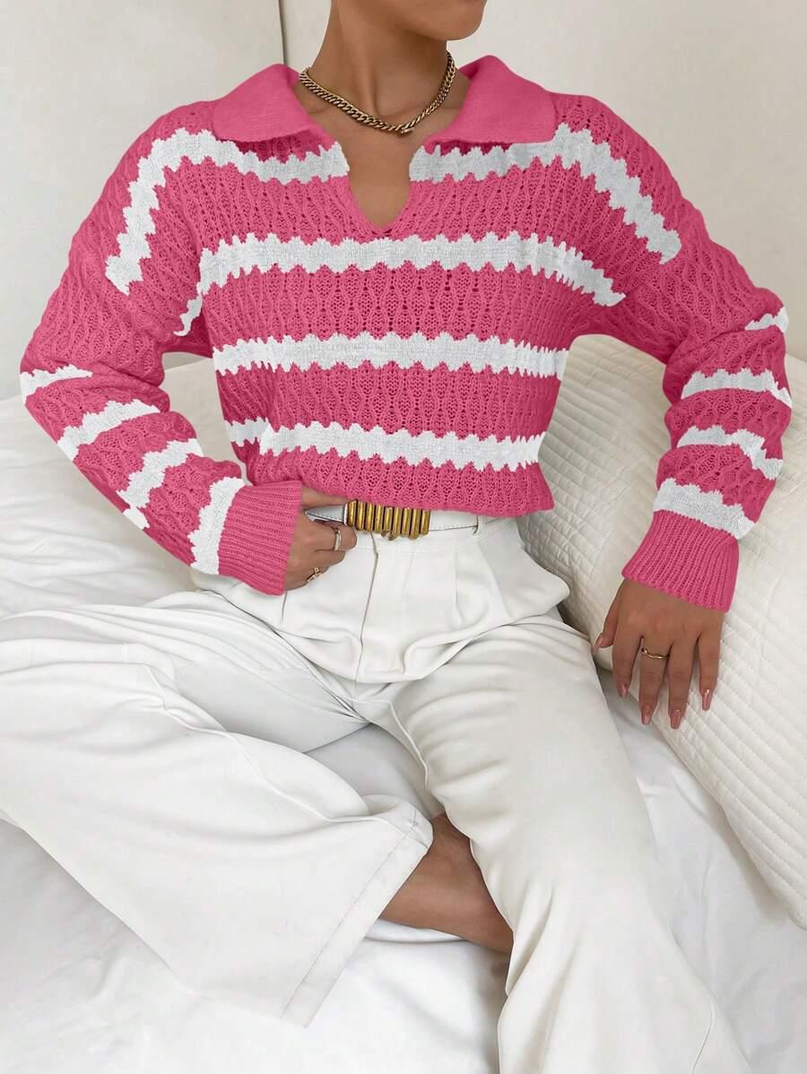 SWETER W PASKI Z KOŁNIERZEM