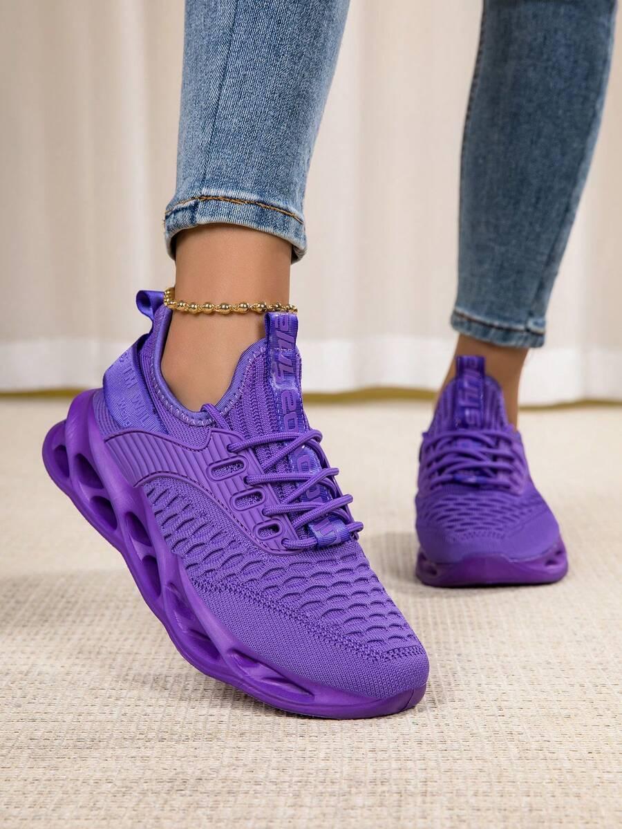 fioletowe sznurowane buty sportowe