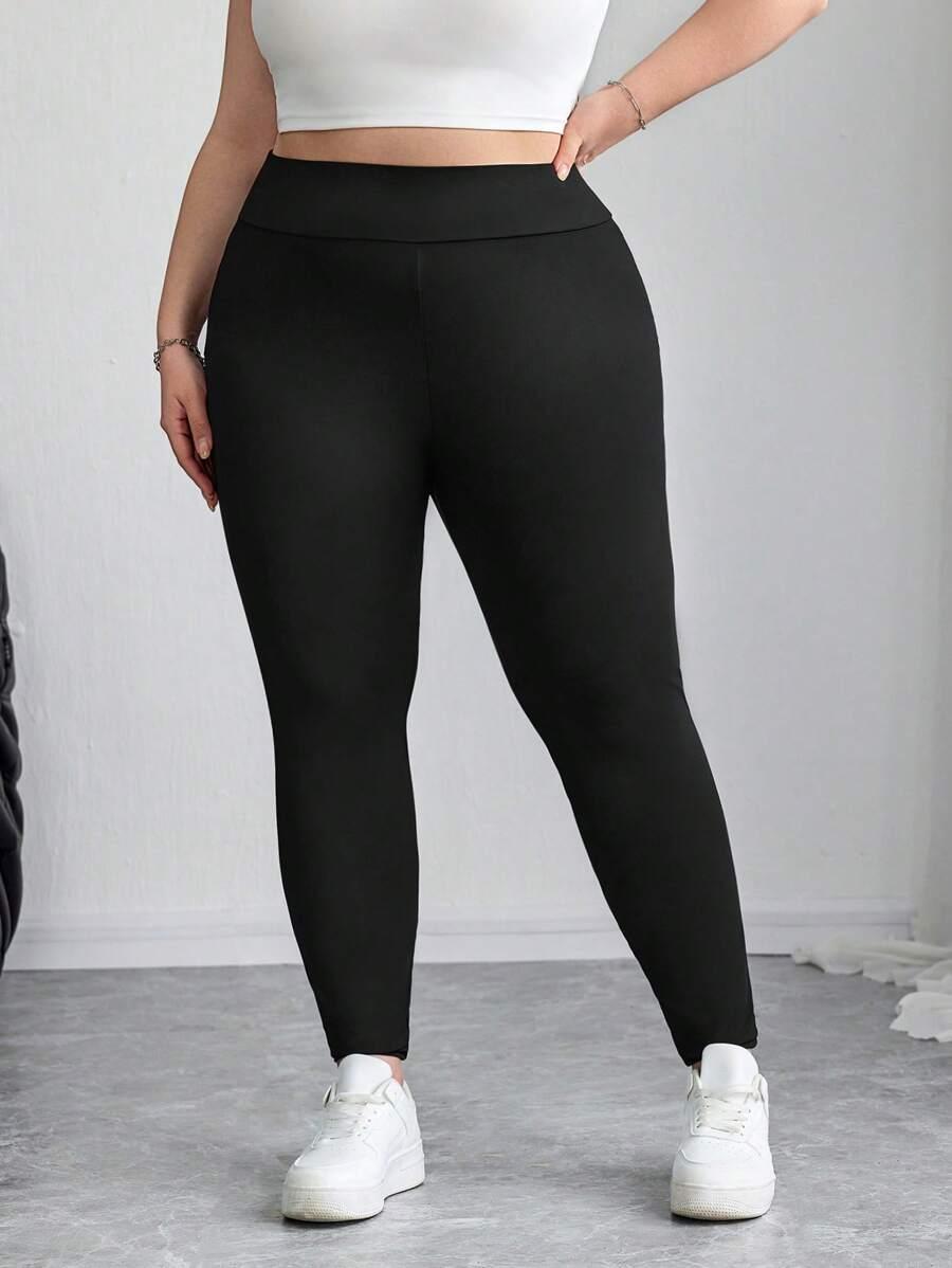 czarne klasyczne legginsy 