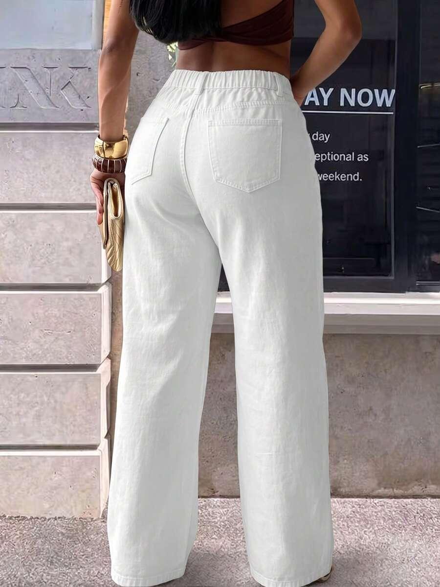 białe proste spodnie jeans