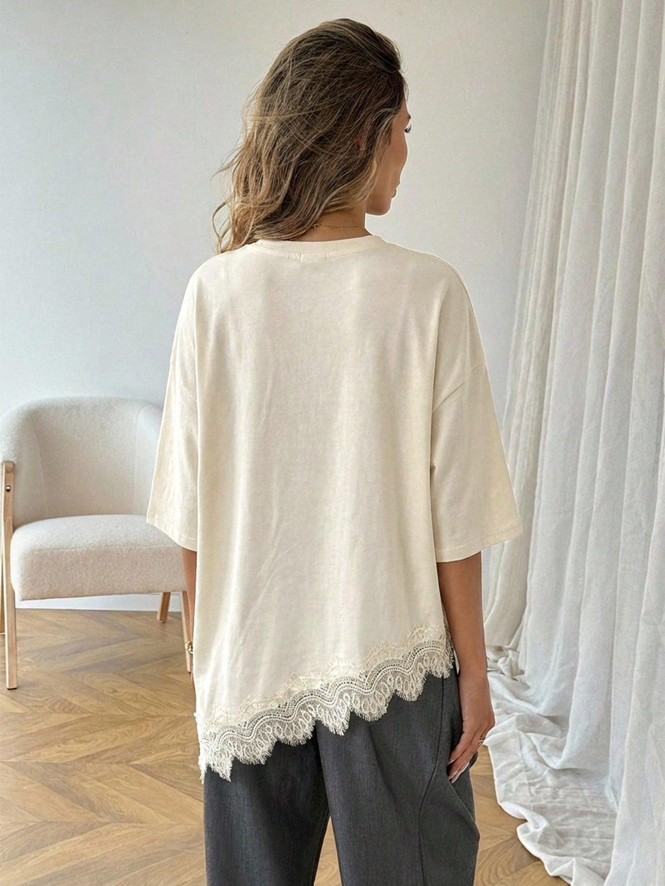 BEŻOWY T-SHIRT KORONKA