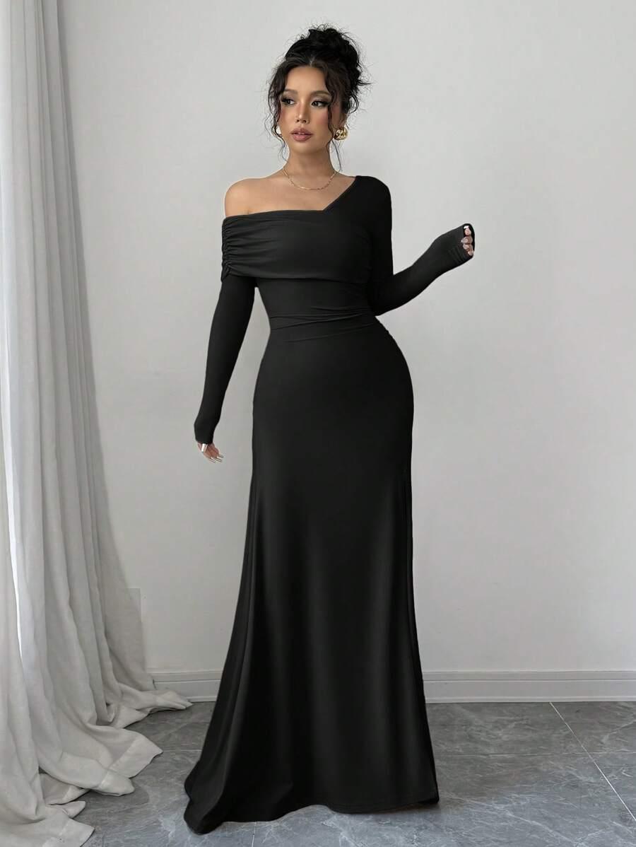 CZARNA MAXI SUKIENKA
