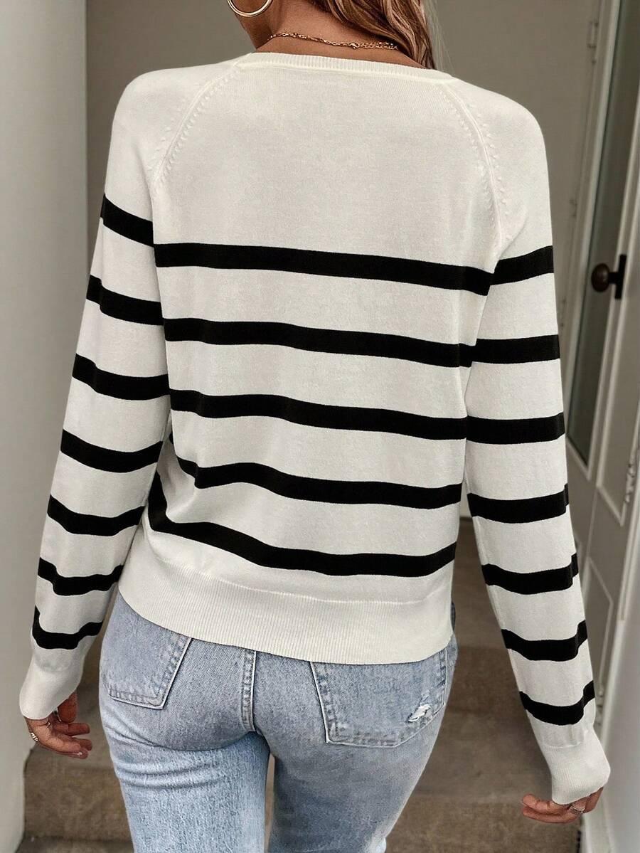 sweter w paski