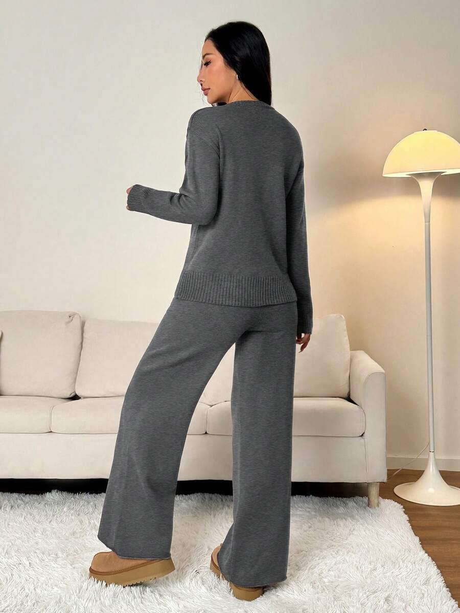 komplet sweter spodnie