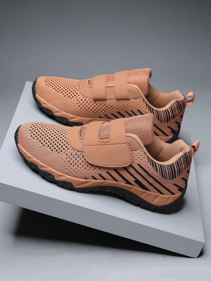 BRĄZOWE BUTY SPORTOWE