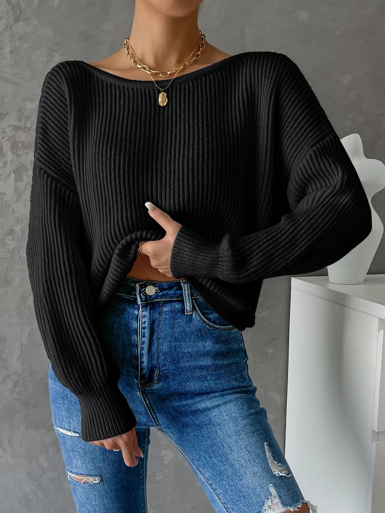 CZARNY DZIANINOWY SWETER