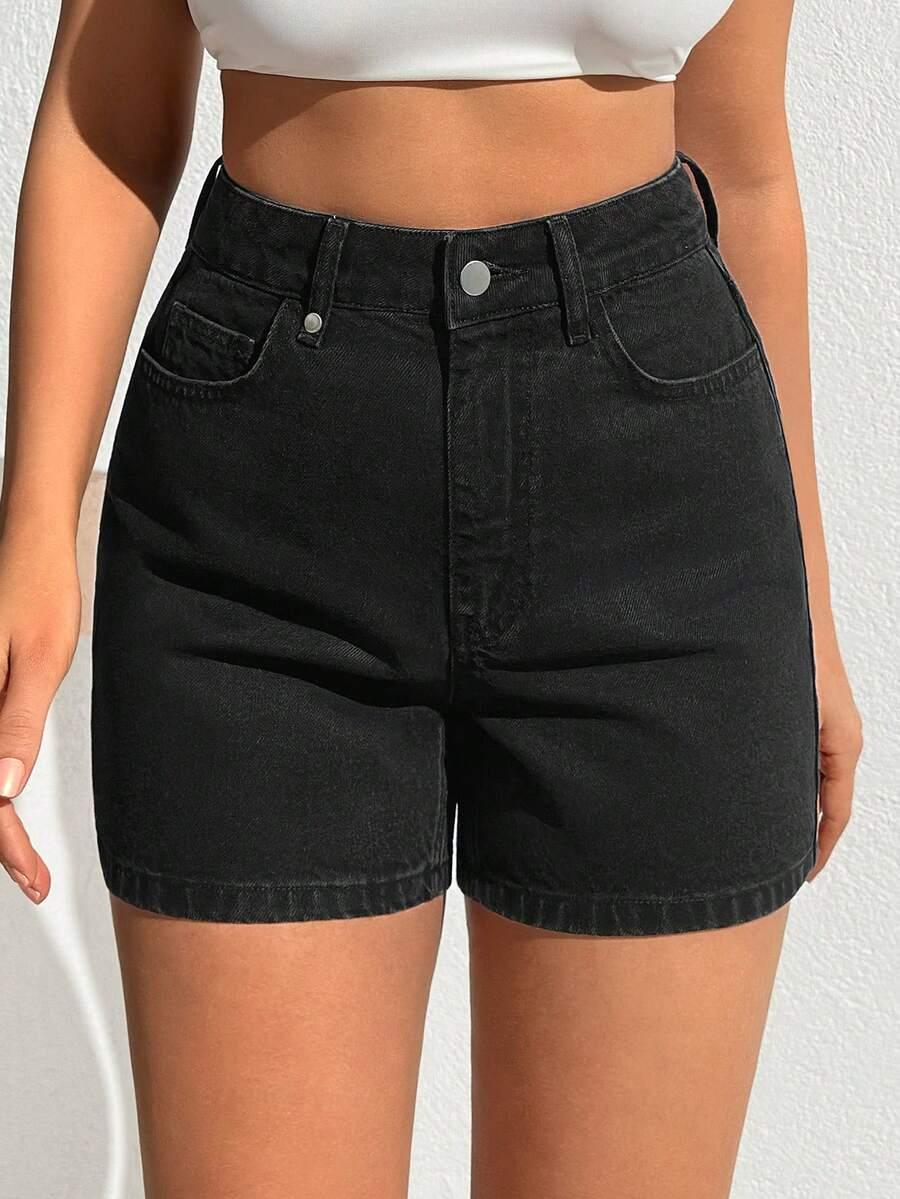 czarne spodenki jeans