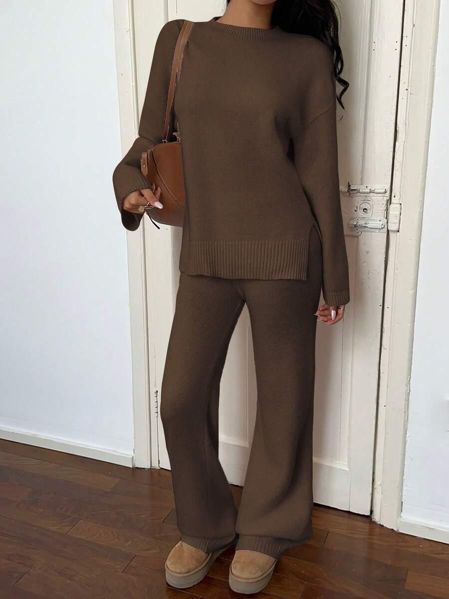 brązowy luźny sweter