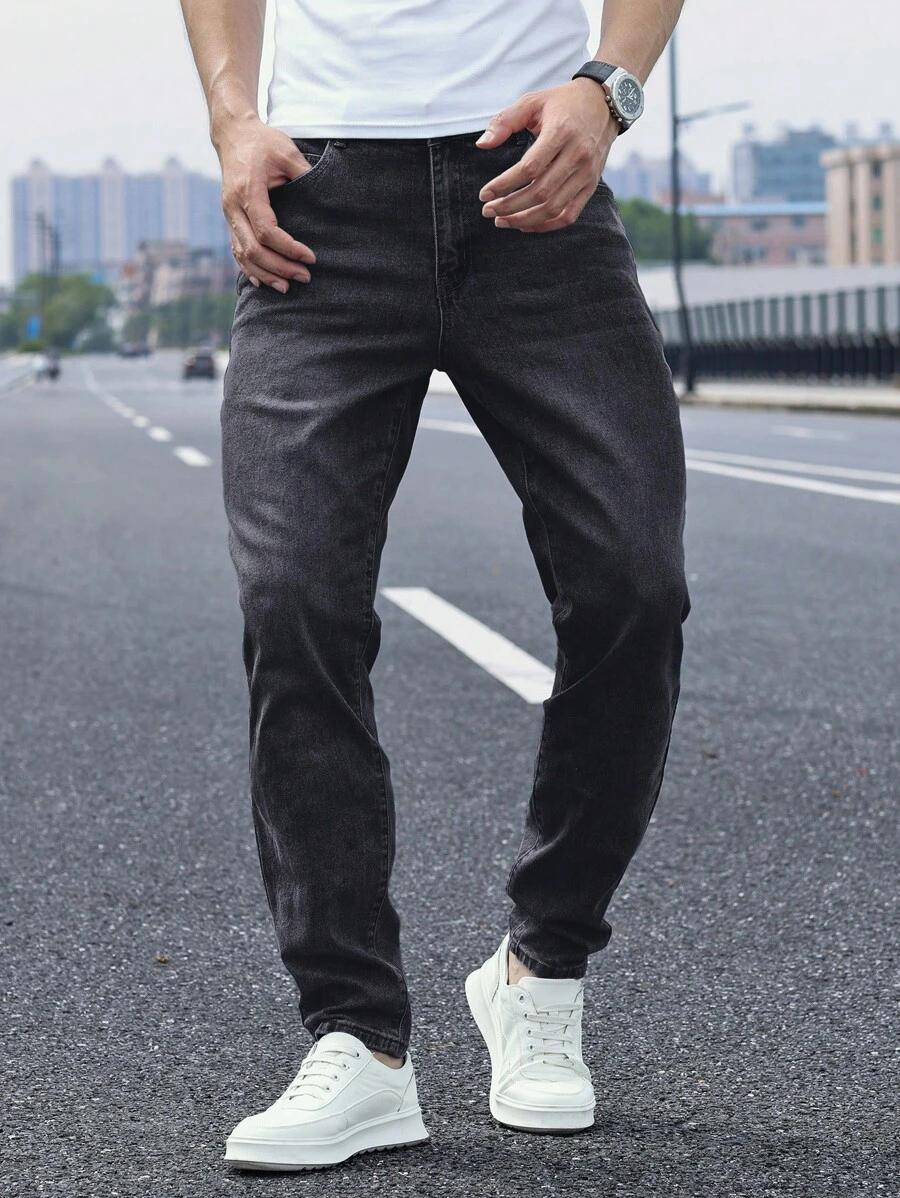 czarne spodnie jeans