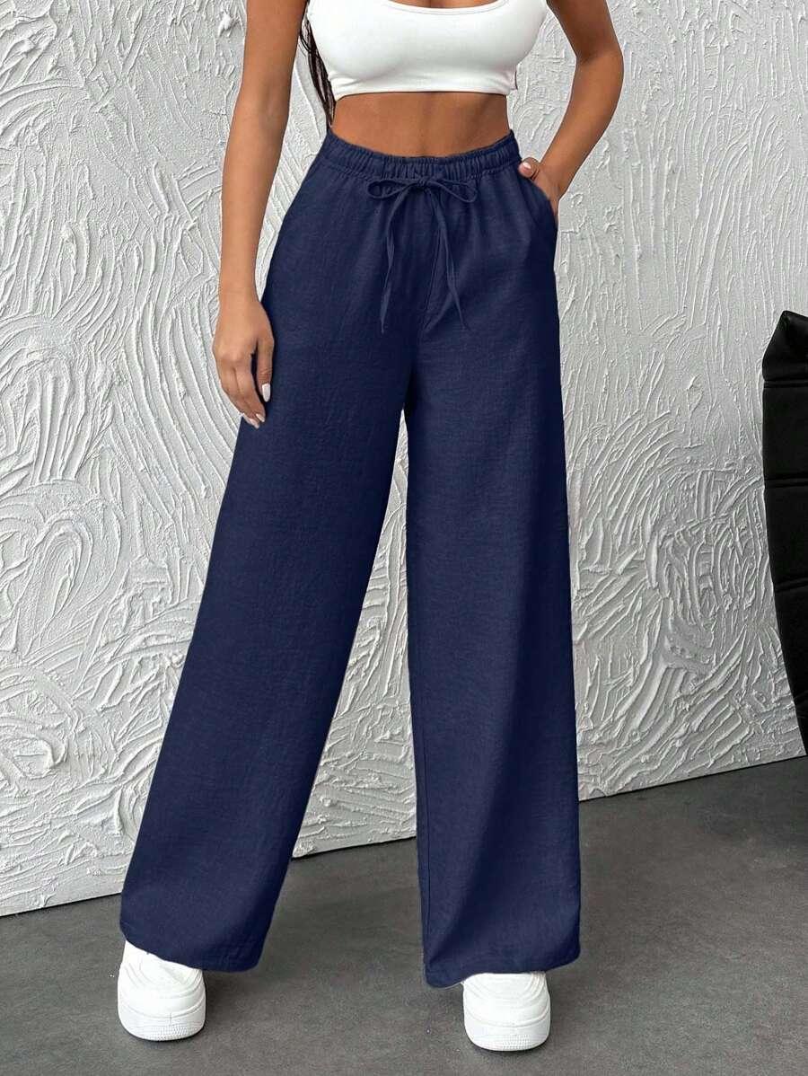 granatowe spodnie casual 