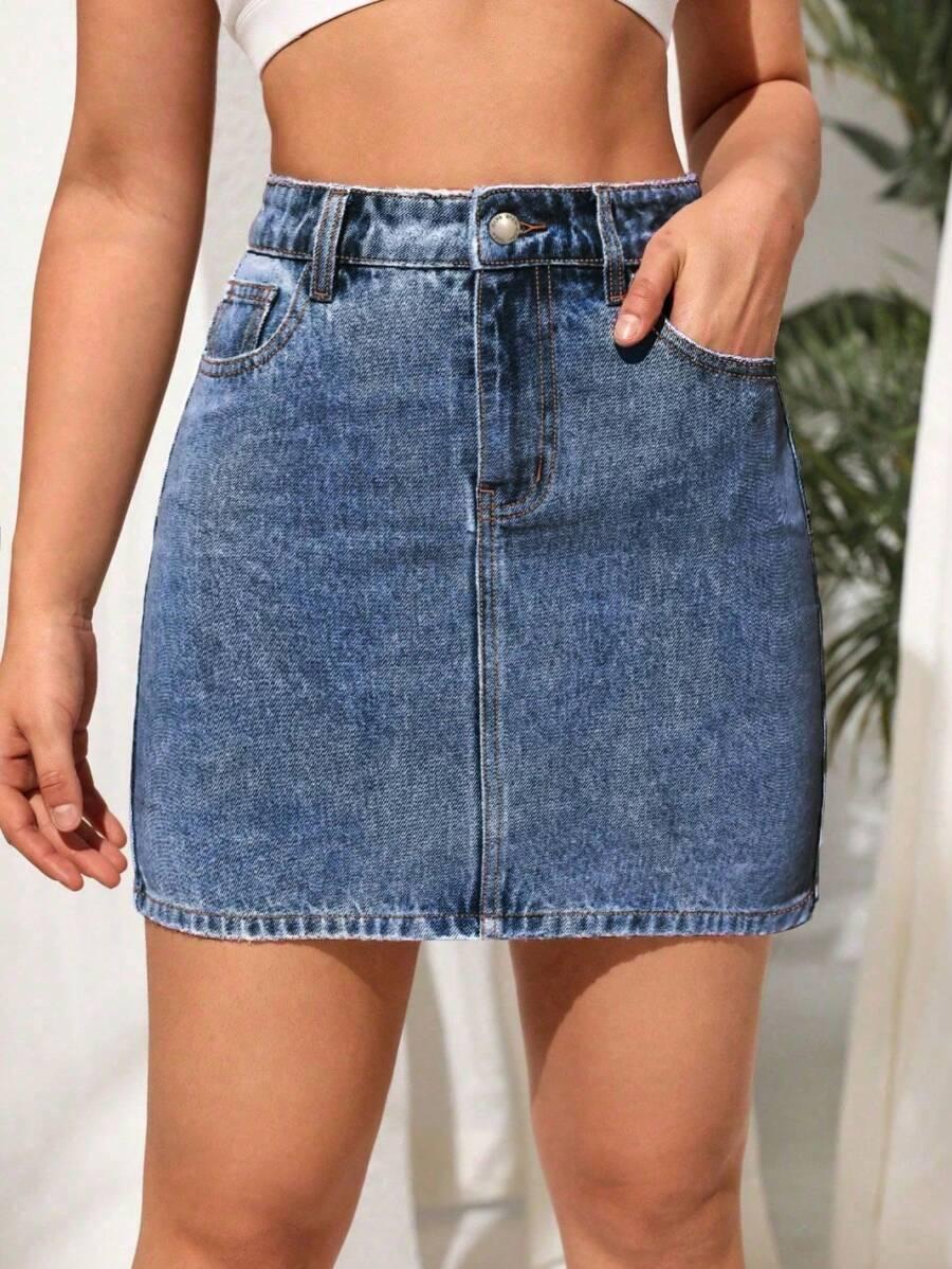 niebieska spódnica jeans