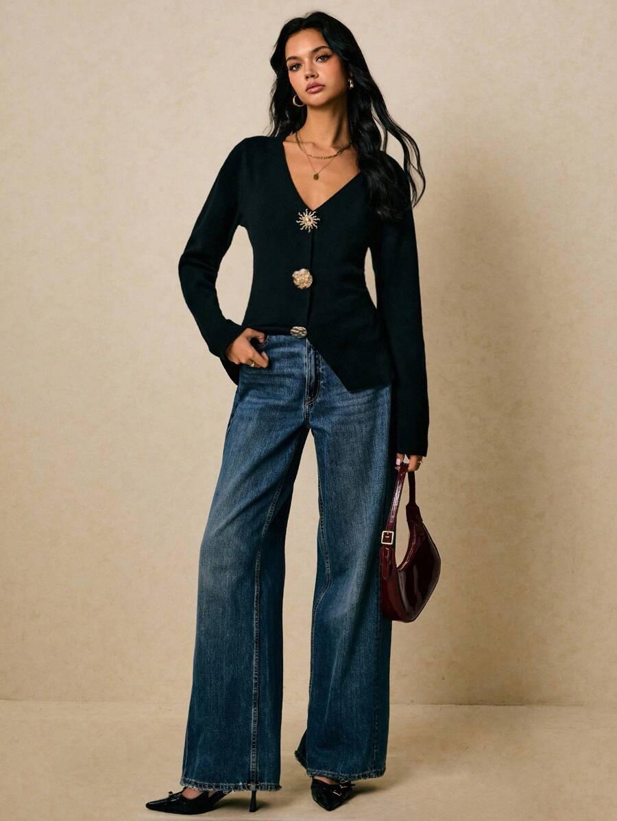 CZARNY SWETER V NECK 