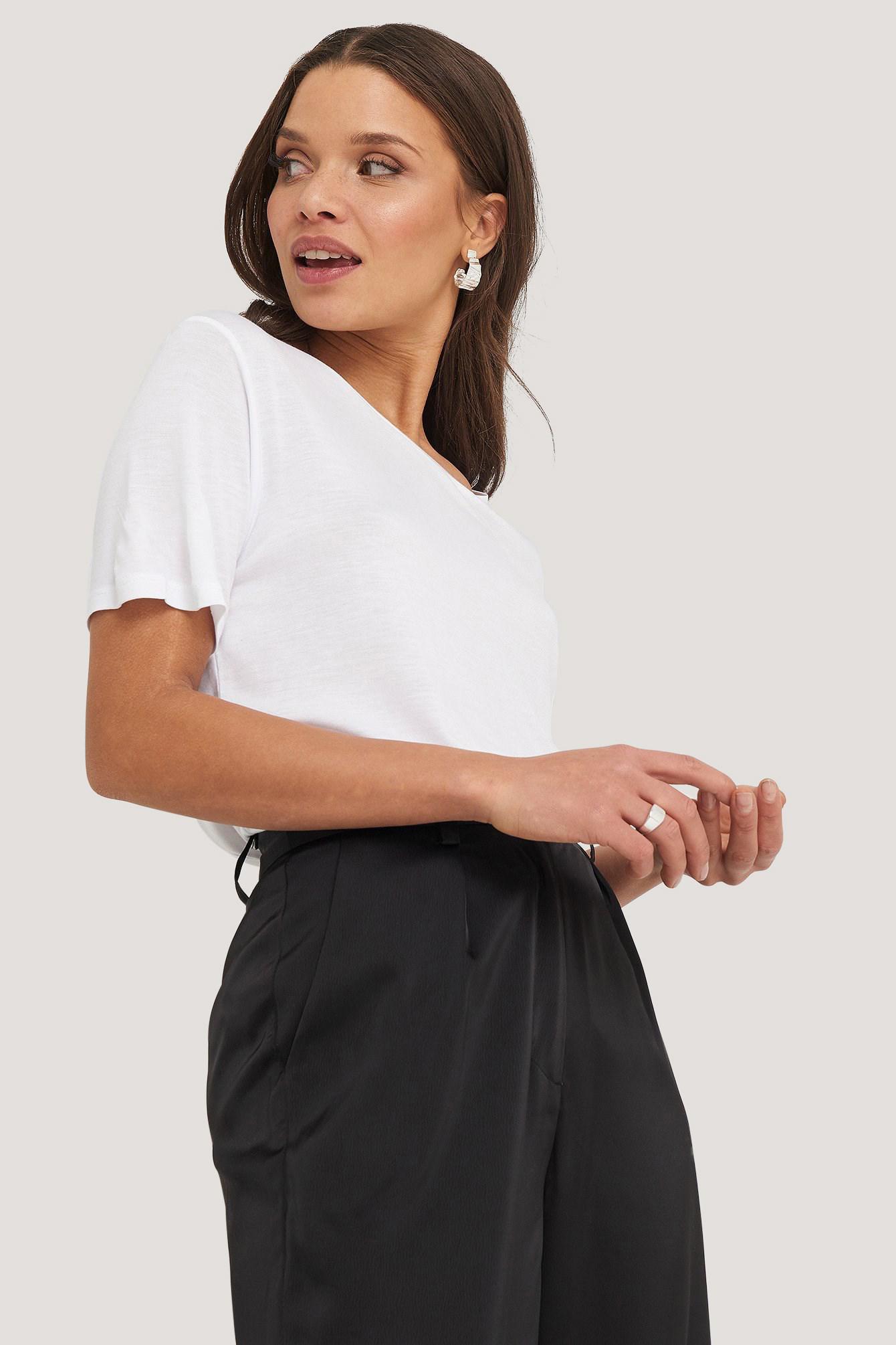 t-shirt okrągły dekolt 